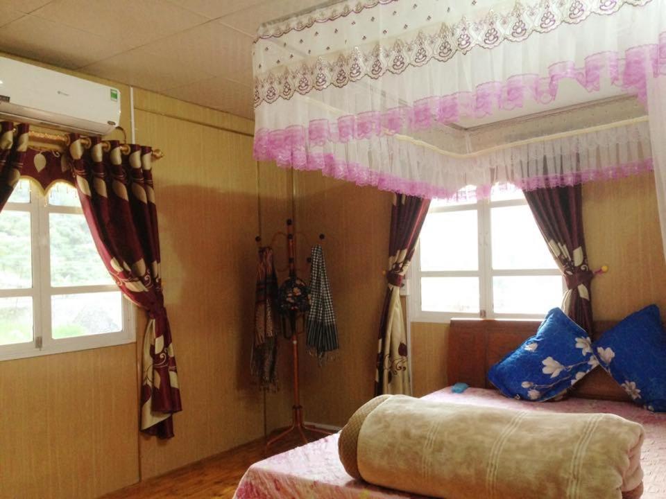 Diem Dung Chan Can Ty Ha Giang Εξωτερικό φωτογραφία